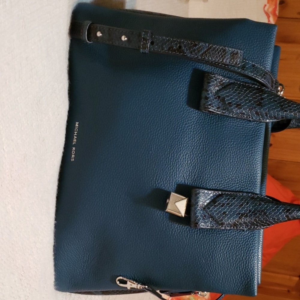 Beautiful  brand new Michael Kors purse